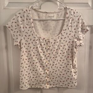 Old Navy Cream Floral Button-Up Blouse
